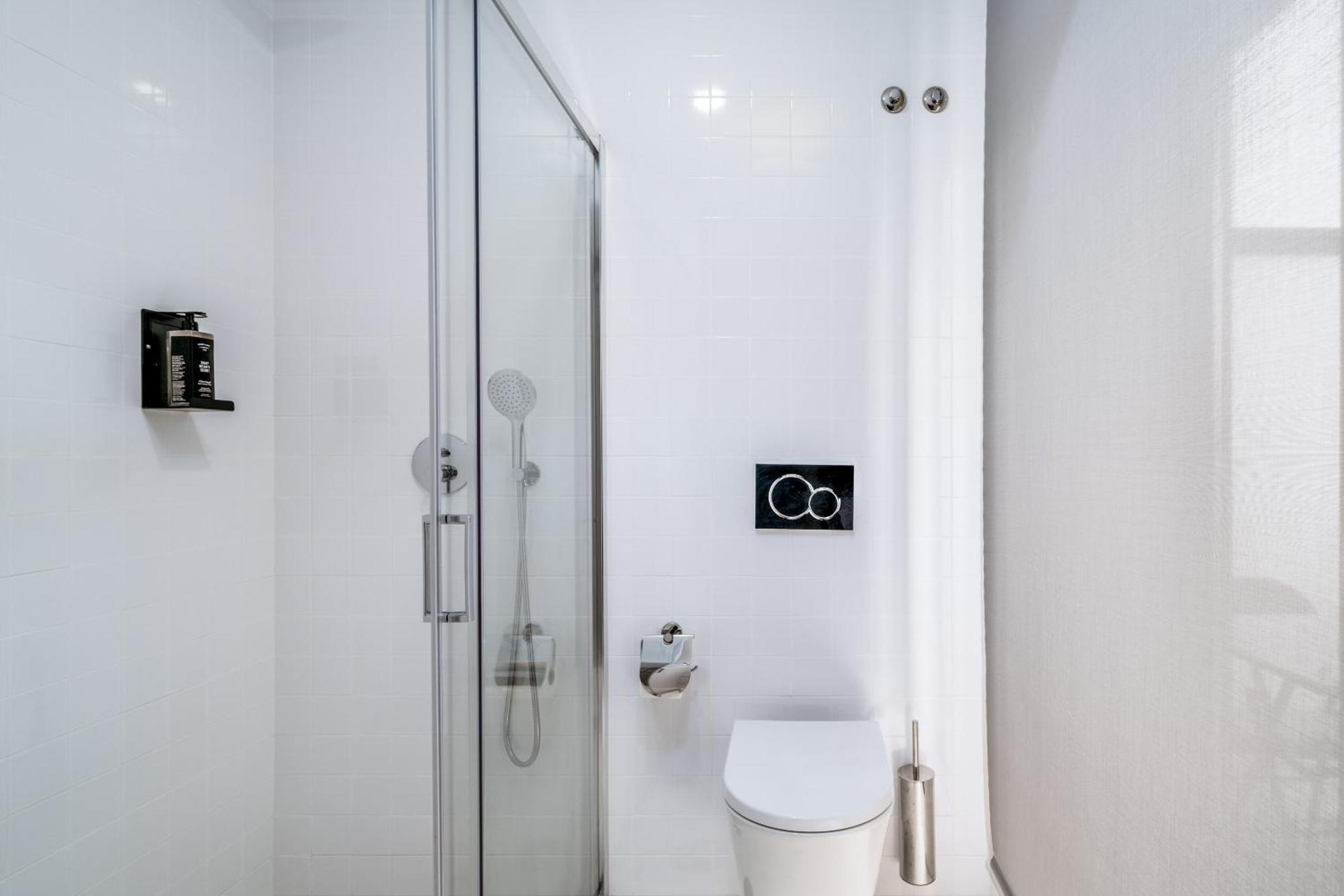 Limehome Porto Rua Das Oliveiras Zimmer foto