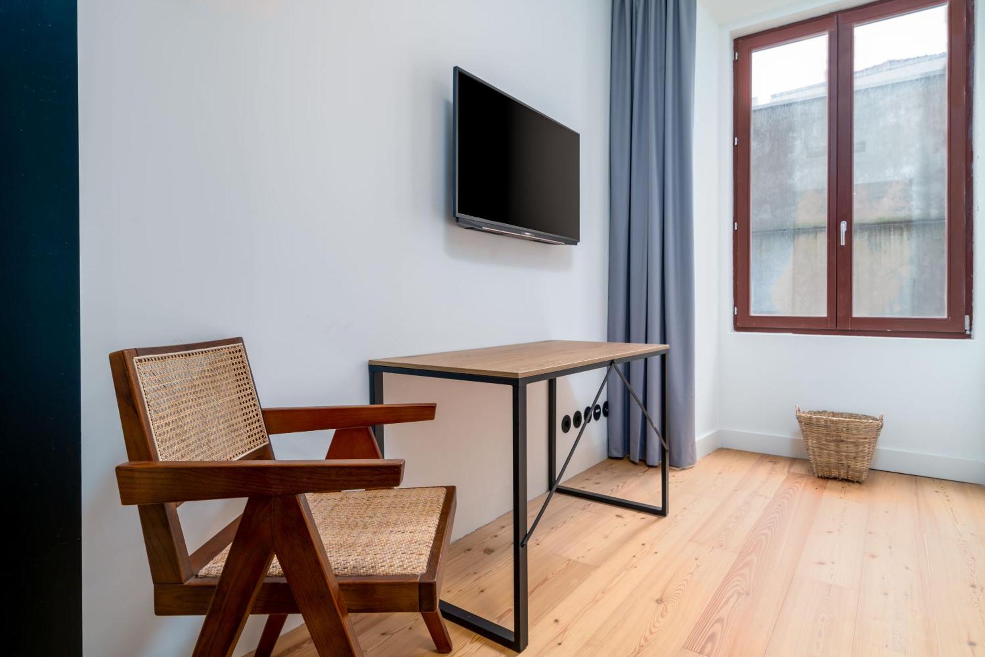 Limehome Porto Rua Das Oliveiras Zimmer foto